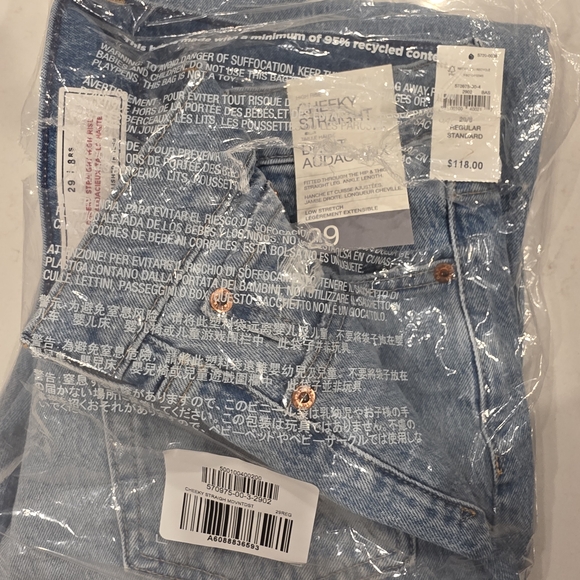 Gap High Rise Cheeky Straight Leg Jeans - Picture 6 of 6